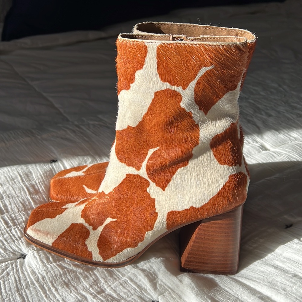 Women’s Booties - Picture 8 of 9